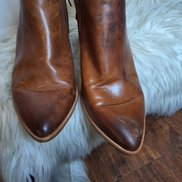 Frye Reed caramel Leather  Booties 9.5 - Picture 9 of 11